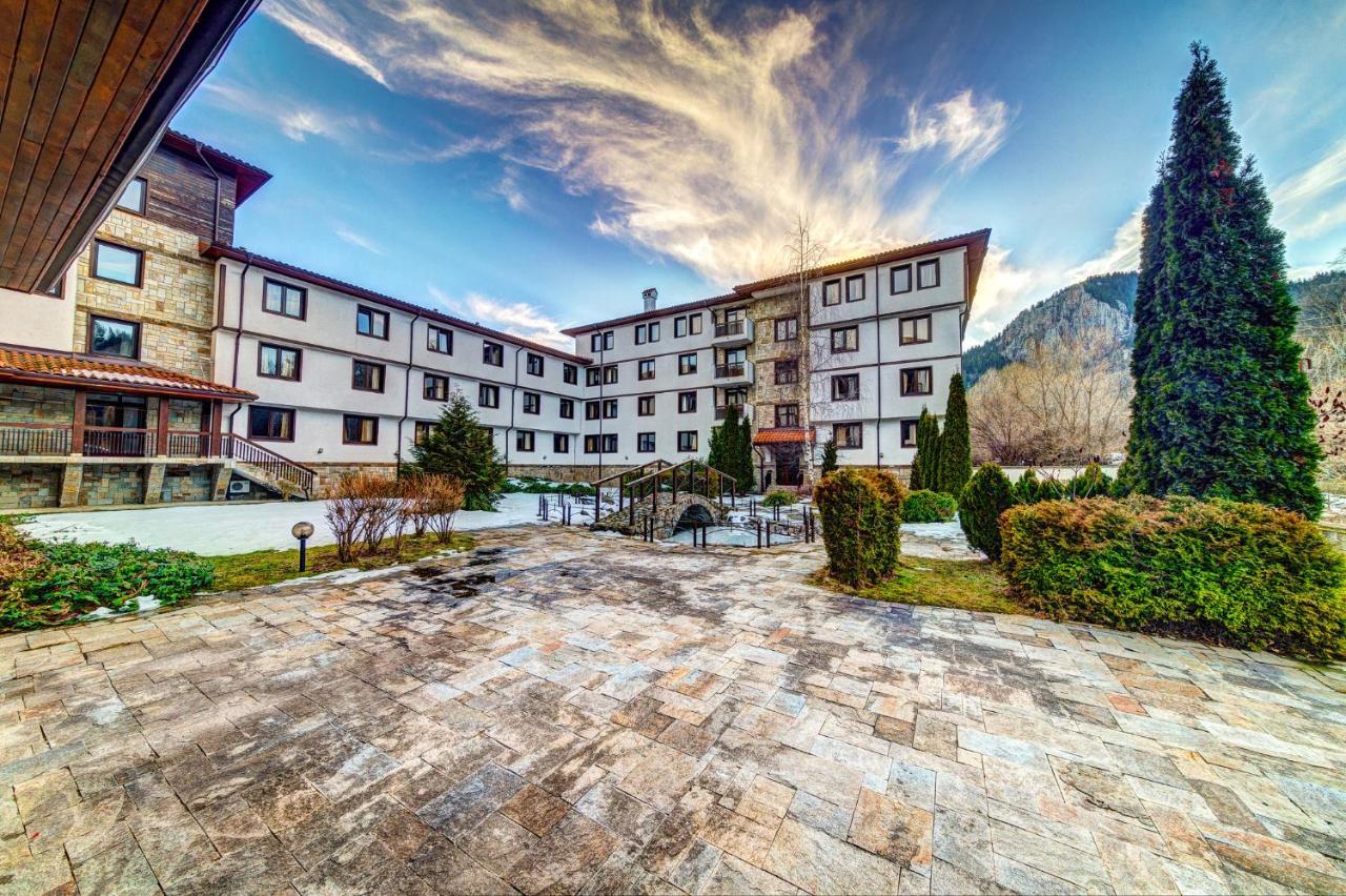 Aparthotel Silver Hills Free Parking Smolyan Eksteriør billede
