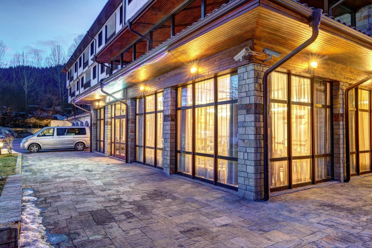 Aparthotel Silver Hills Free Parking Smolyan Eksteriør billede