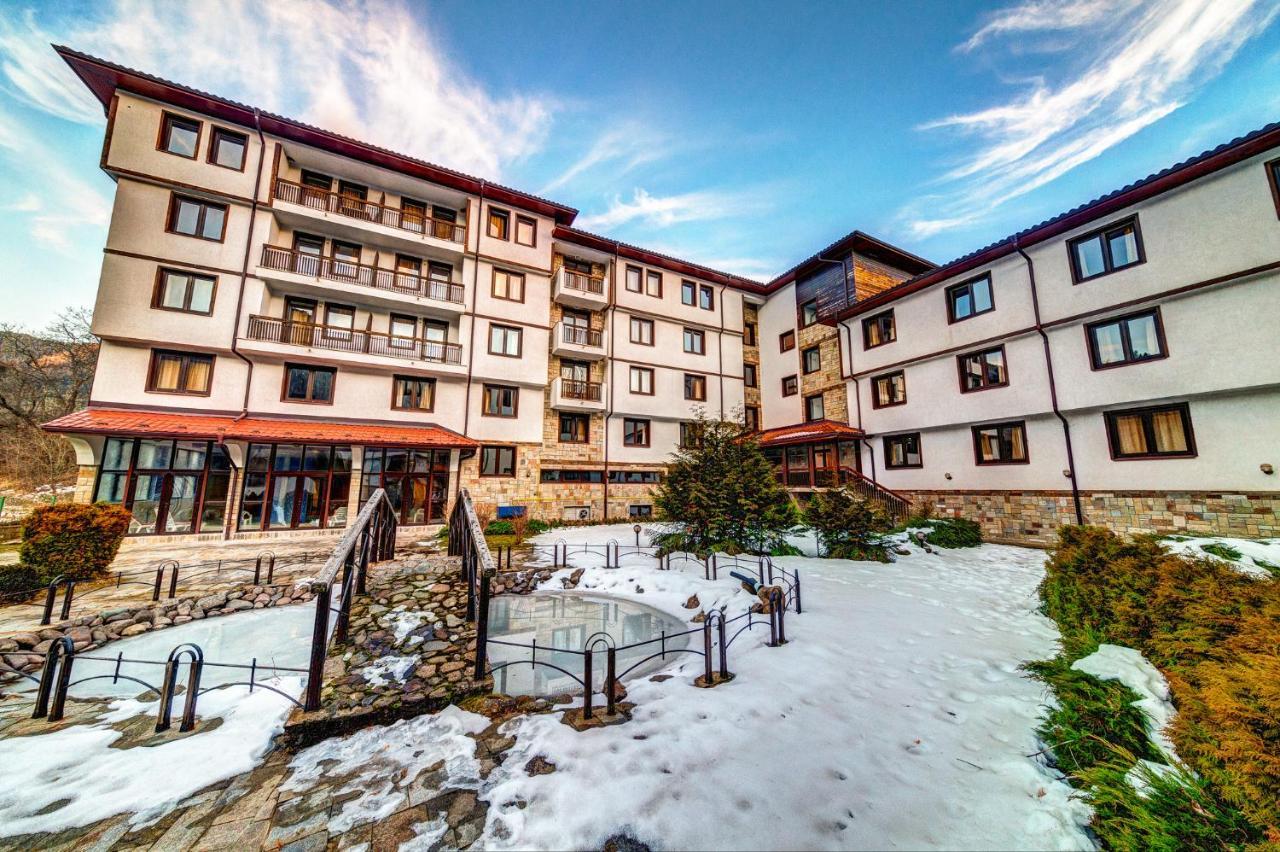 Aparthotel Silver Hills Free Parking Smolyan Eksteriør billede