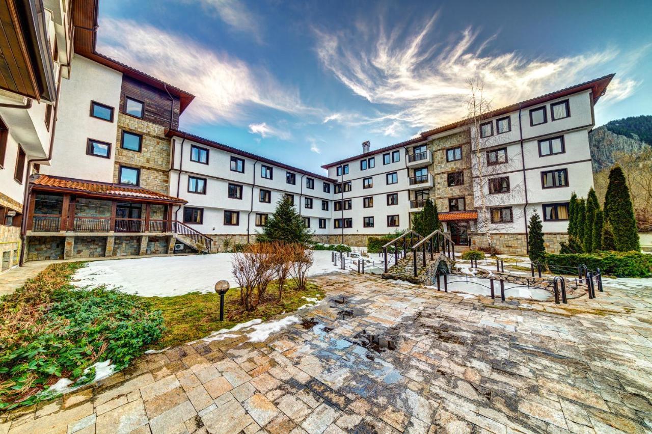 Aparthotel Silver Hills Free Parking Smolyan Eksteriør billede